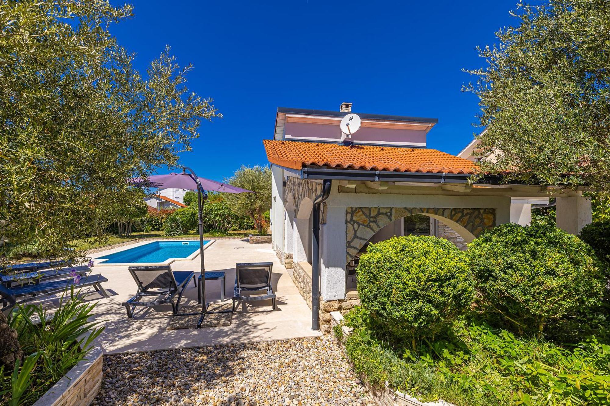 Holiday House Kai With Private Pool Pinezići Zewnętrze zdjęcie