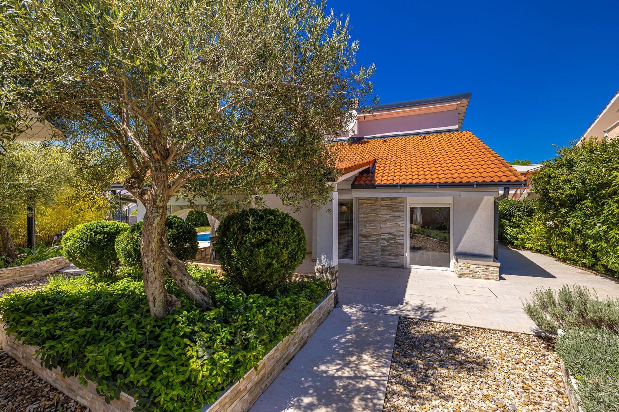 Holiday House Kai With Private Pool Pinezići Zewnętrze zdjęcie